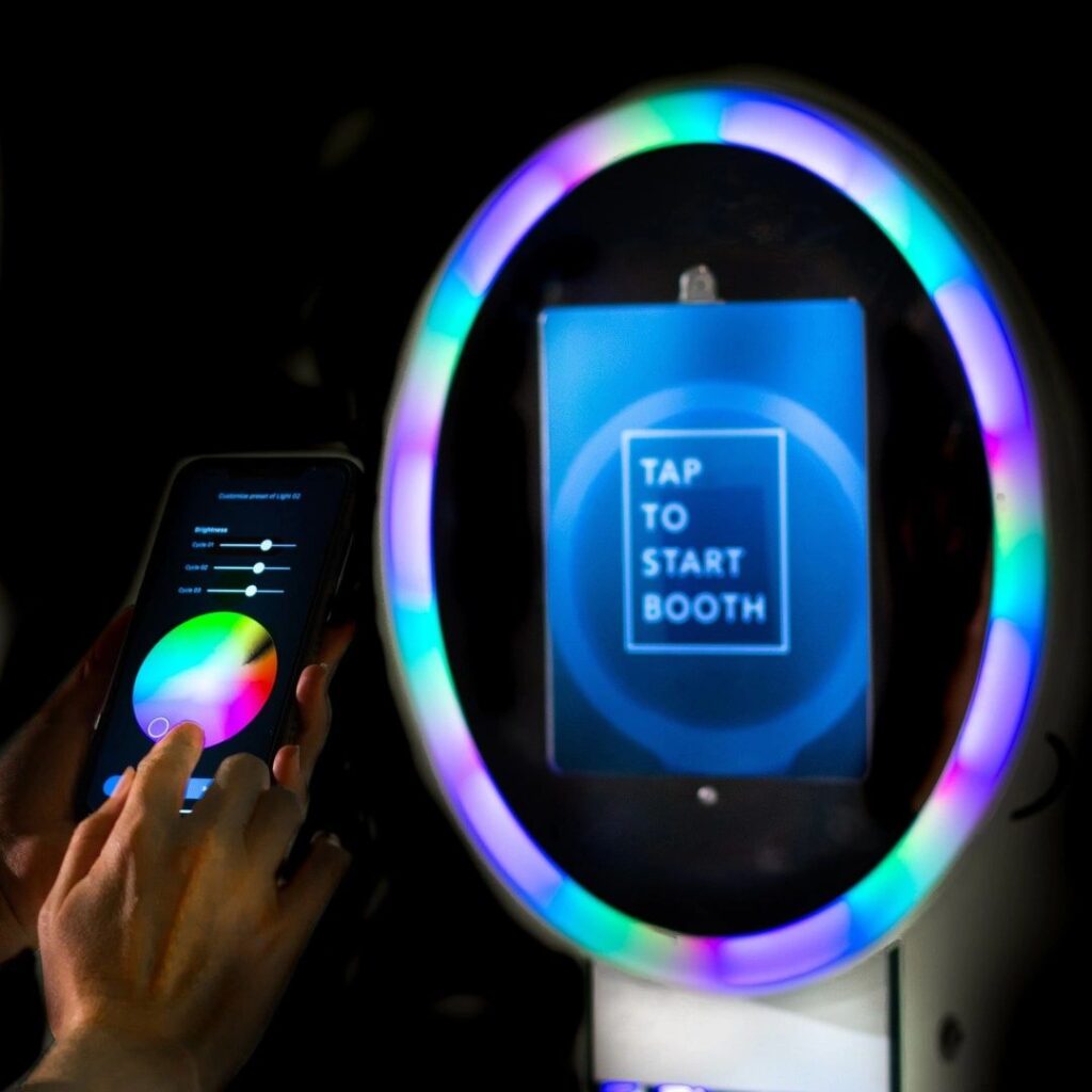 MaxLED app in use